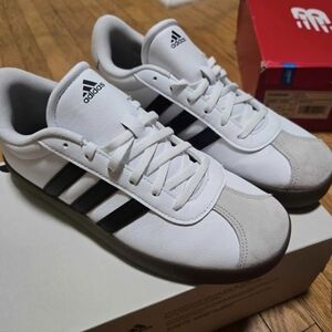 Adidas VL 3.0 Court Sneaker Youth 7